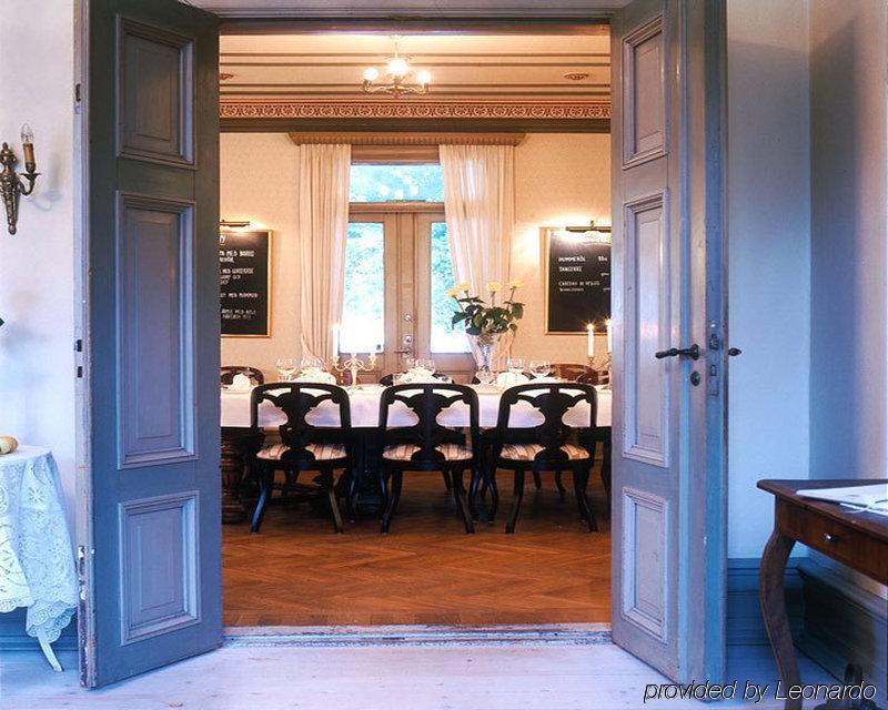 Villa Sjoetorp Ljungskile Restaurante foto